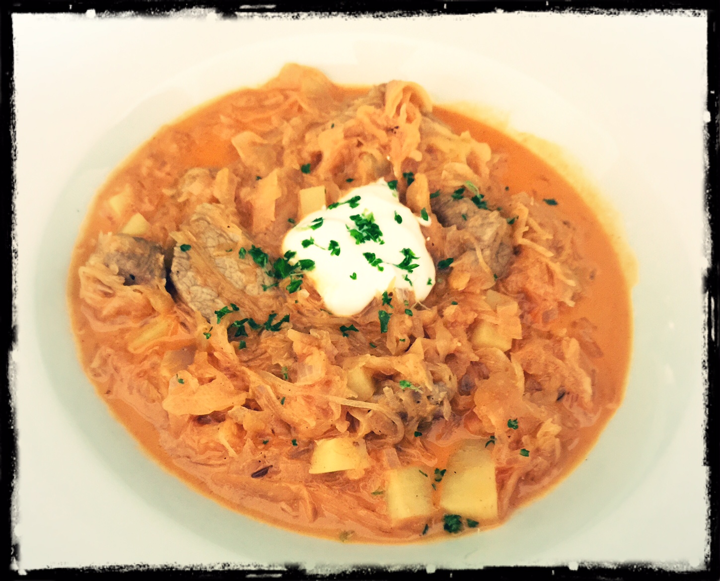 Szegediner Gulasch | deliciously.ch