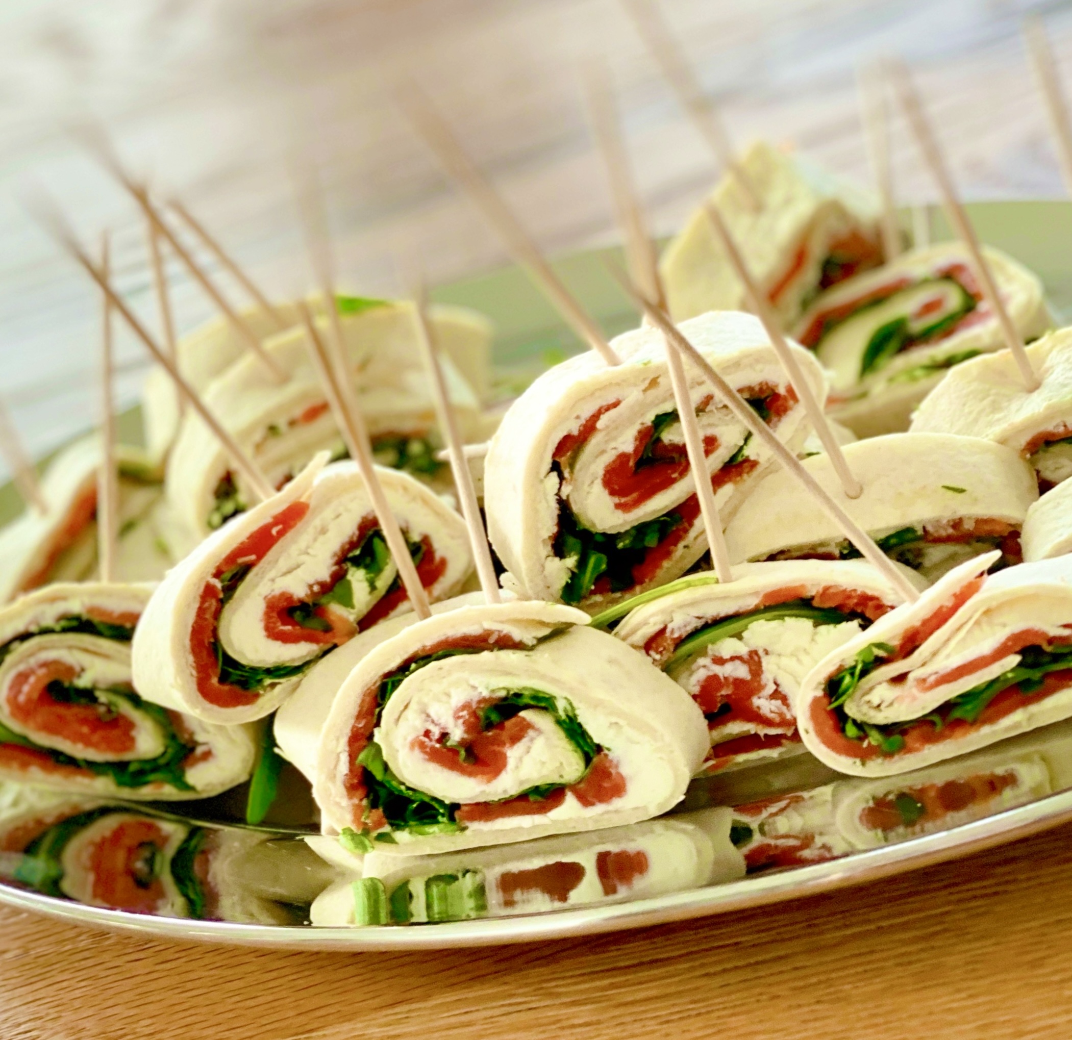 Wrap-Lachs-Röllchen | deliciously.ch